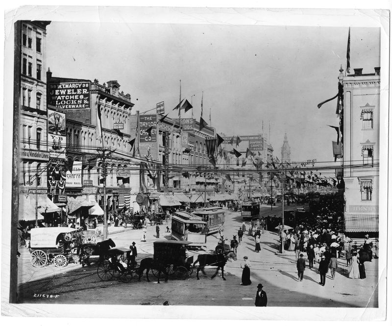 Photo of downtown Indianapolis, Indiana, 1911